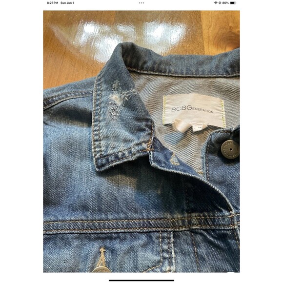 BCBGenervation Jean Jacket Womens M Distressed Blue Denim Pockets Trucker Biker - Picture 4 of 10